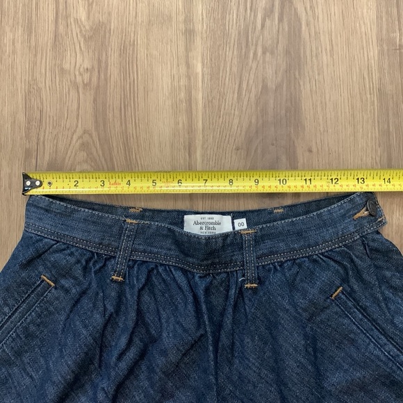Abercrombie & Fitch Blue Jean Skirt, Size 00 - Picture 5 of 6